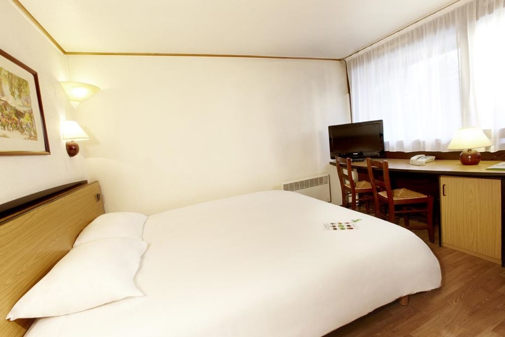 Campanile Nantes ~ Reze Aeroport Otel Oda fotoğraf